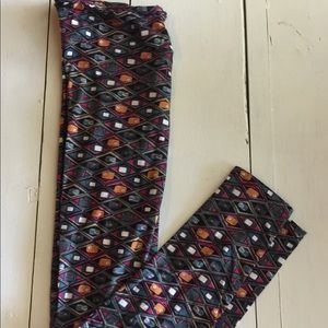 LulaRoe Leggings - Tall & Curvy